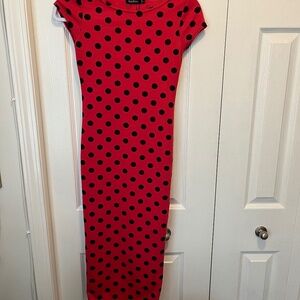 Boohoo size 4 fitted dress